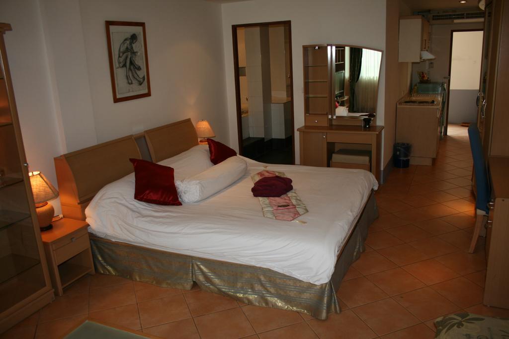 Aquarius Gay Pensión&Sauna Patong Habitación foto